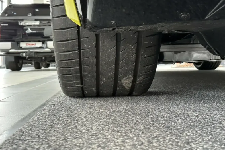 Corvette C8 din 2023 cu 5.500 km - oferta COR204654 - foto 9