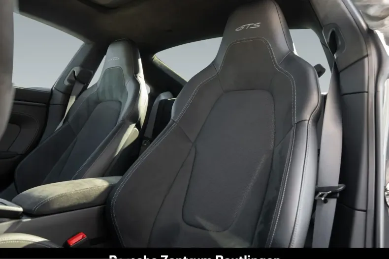 Porsche 992 din 2024 cu 9.300 km - oferta POR204658 - foto 6