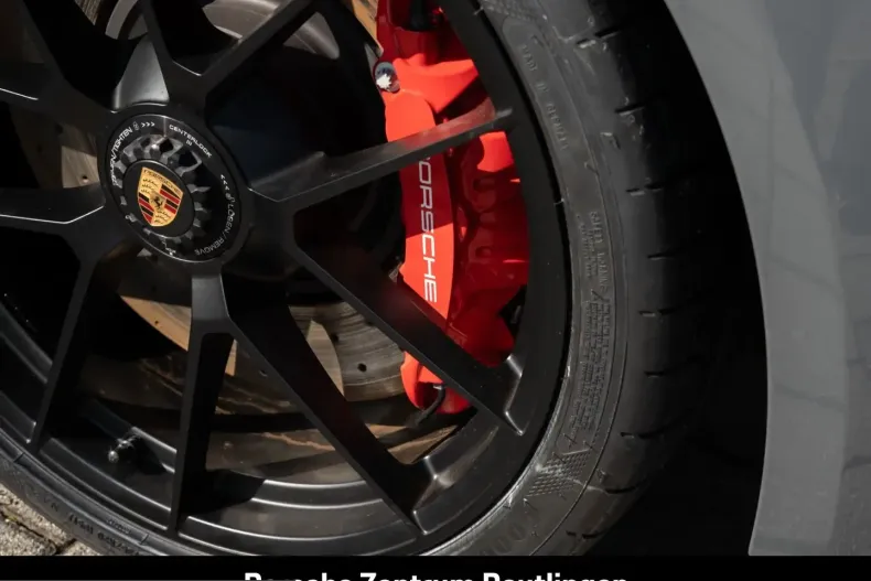 Porsche 992 din 2024 cu 9.300 km - oferta POR204658 - foto 13