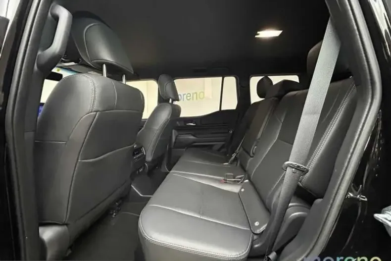 Toyota Land Cruiser din 2024 cu 32.552 km - oferta TOY204661 - foto 9