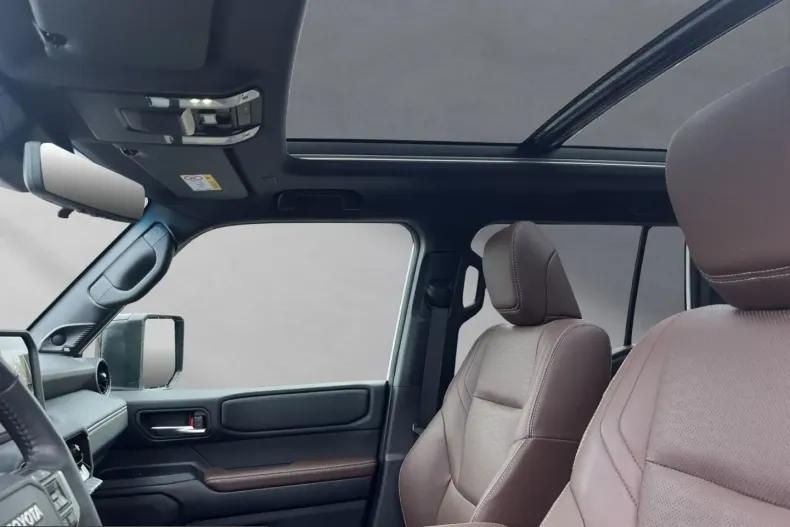 Toyota Land Cruiser din 2024 cu 17.045 km - oferta TOY204666 - foto 13