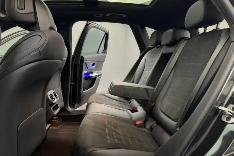 Mercedes-Benz GLC 300 (Clasa GLC) din 2024 cu 20.000 km - oferta MER204671 - foto 13