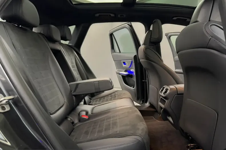 Mercedes-Benz GLC 300 (Clasa GLC) din 2024 cu 20.000 km - oferta MER204671 - foto 17