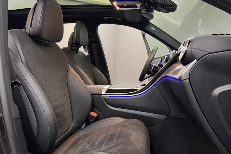 Mercedes-Benz GLC 300 (Clasa GLC) din 2024 cu 20.000 km - oferta MER204671 - foto 19