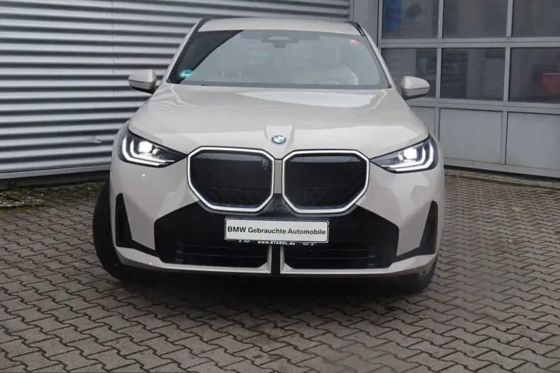 BMW X3 (Seria X) din 2025 cu 10.719 km - oferta BMW204678 - foto 2
