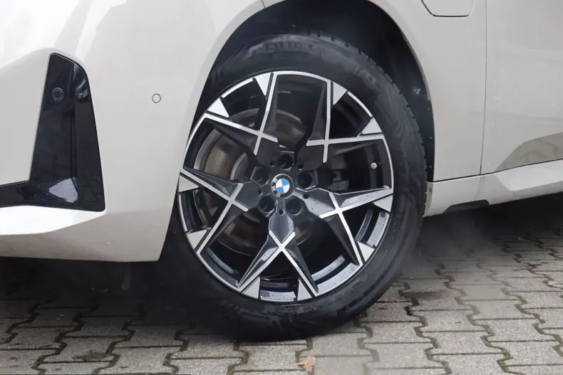 BMW X3 (Seria X) din 2025 cu 10.719 km - oferta BMW204678 - foto 3