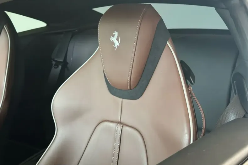 Ferrari Roma din 2022 cu 7.990 km - oferta FER204686 - foto 11