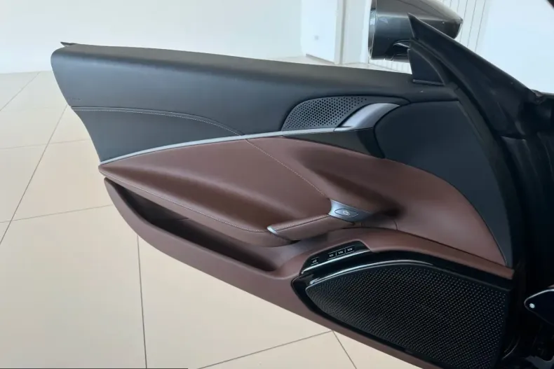 Ferrari Roma din 2022 cu 7.990 km - oferta FER204686 - foto 20