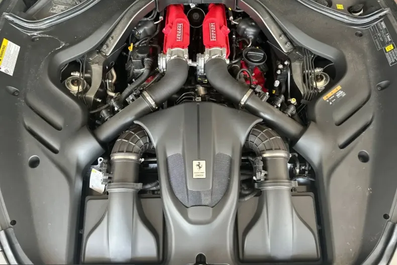 Ferrari Roma din 2022 cu 7.990 km - oferta FER204686 - foto 23