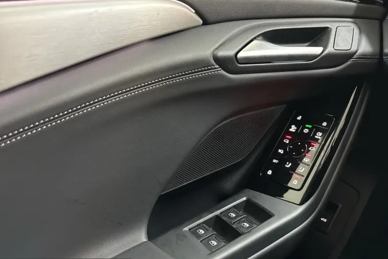 Audi A6 e-tron din 2025 cu 7.205 km - oferta AUD204693 - foto 17