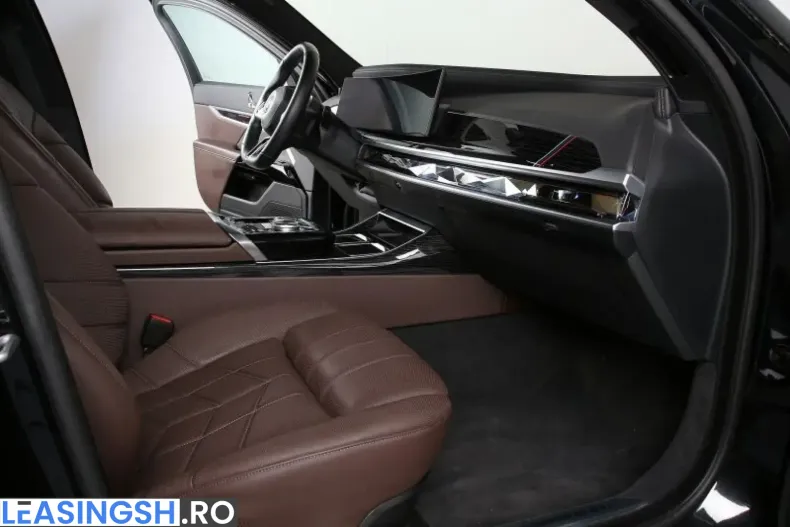 BMW i7 (Seria 7) din 2024 cu 54.100 km - oferta BMW204698 - foto 6