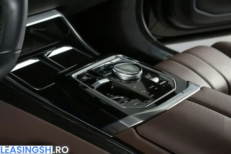 BMW i7 (Seria 7) din 2024 cu 54.100 km - oferta BMW204698 - foto 8