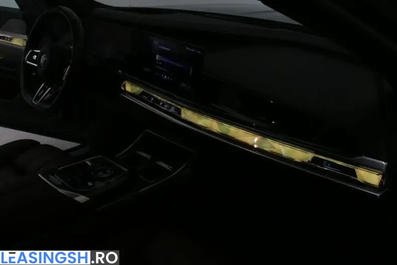 BMW i7 (Seria 7) din 2024 cu 54.100 km - oferta BMW204698 - foto 23