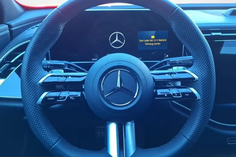 Mercedes-Benz E 200 (Clasa E) din 2025 cu 11.880 km - oferta MER204699 - foto 14