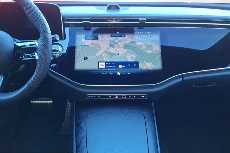 Mercedes-Benz E 200 (Clasa E) din 2025 cu 11.880 km - oferta MER204699 - foto 17