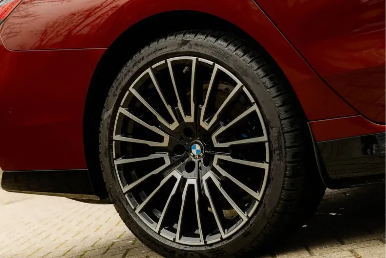 BMW i7 (Seria 7) din 2024 cu 39.903 km - oferta BMW204702 - foto 11