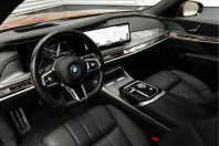 BMW i7 (Seria 7) din 2024 cu 39.903 km - oferta BMW204702 - foto 12