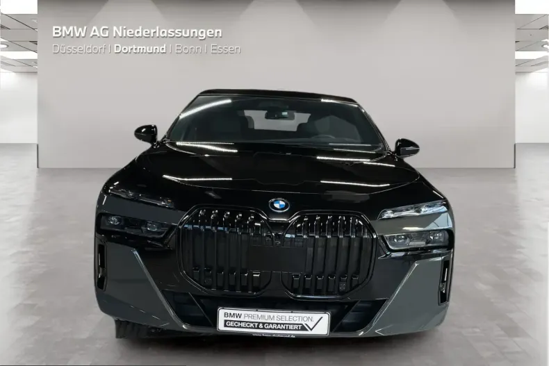 BMW i7 (Seria 7) din 2023 cu 42.851 km - oferta BMW204703 - foto 1