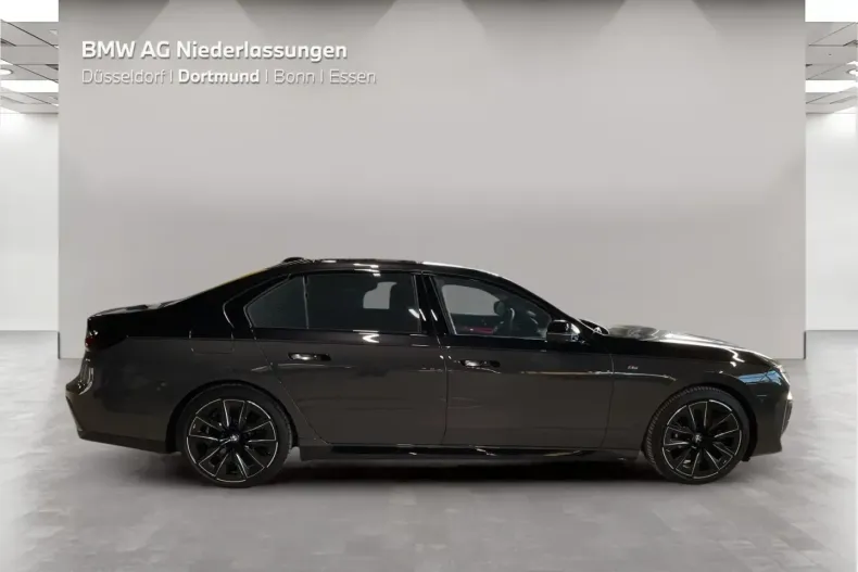 BMW i7 (Seria 7) din 2023 cu 42.851 km - oferta BMW204703 - foto 4