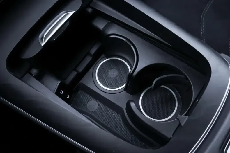 Mercedes-Benz E 200 (Clasa E) din 2024 cu 20.717 km - oferta MER204705 - foto 20