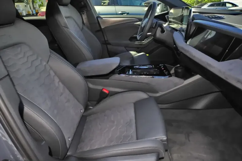 Audi A6 e-tron din 2025 cu 19.500 km - oferta AUD204706 - foto 7