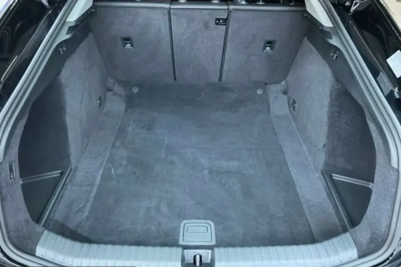 Audi A6 e-tron din 2025 cu 8.772 km - oferta AUD204707 - foto 7