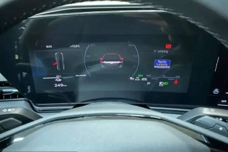 Audi A6 e-tron din 2025 cu 8.772 km - oferta AUD204707 - foto 9