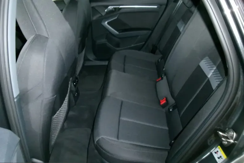 Audi A3 din 2025 cu 250 km - oferta AUD204711 - foto 9