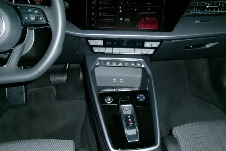 Audi A3 din 2025 cu 250 km - oferta AUD204711 - foto 13