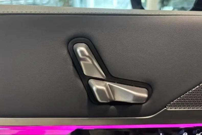 BMW 740 (Seria 7) din 2025 cu 24.095 km - oferta BMW204715 - foto 7