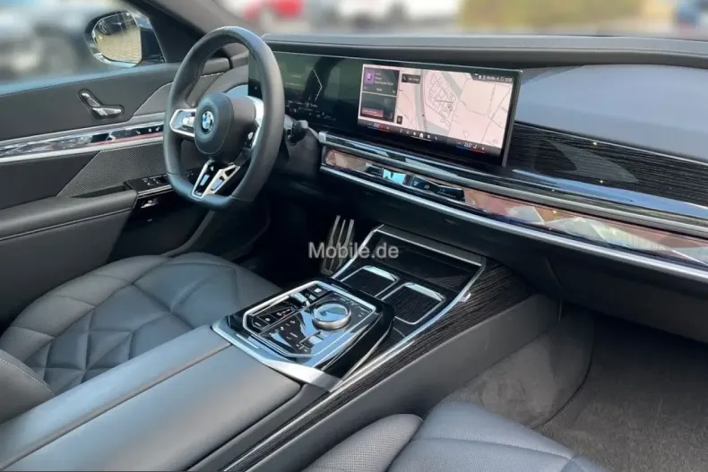 BMW 740 (Seria 7) din 2024 cu 26.230 km - oferta BMW204717 - foto 19