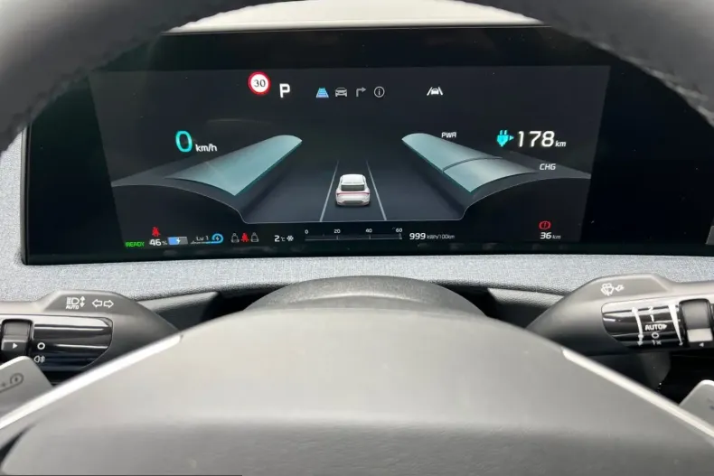 Kia EV6 din 2023 cu 29.800 km - oferta KIA204721 - foto 14