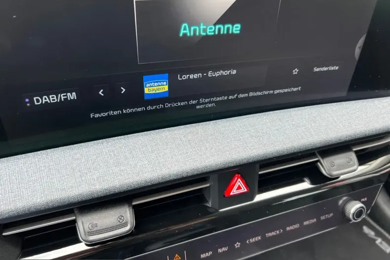 Kia EV6 din 2023 cu 29.800 km - oferta KIA204721 - foto 26