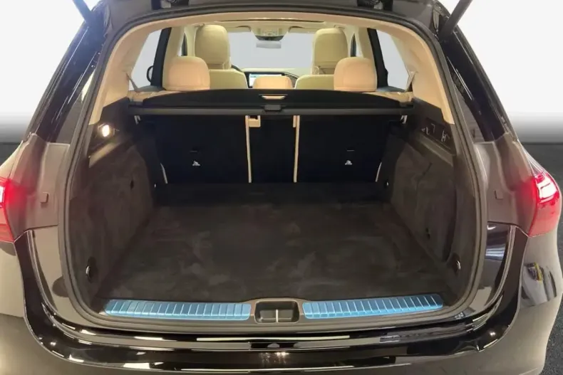 Mercedes-Benz GLE 400 (Clasa GLE) din 2025 cu 9.140 km - oferta MER204722 - foto 7