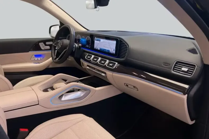 Mercedes-Benz GLE 400 (Clasa GLE) din 2025 cu 9.140 km - oferta MER204722 - foto 9