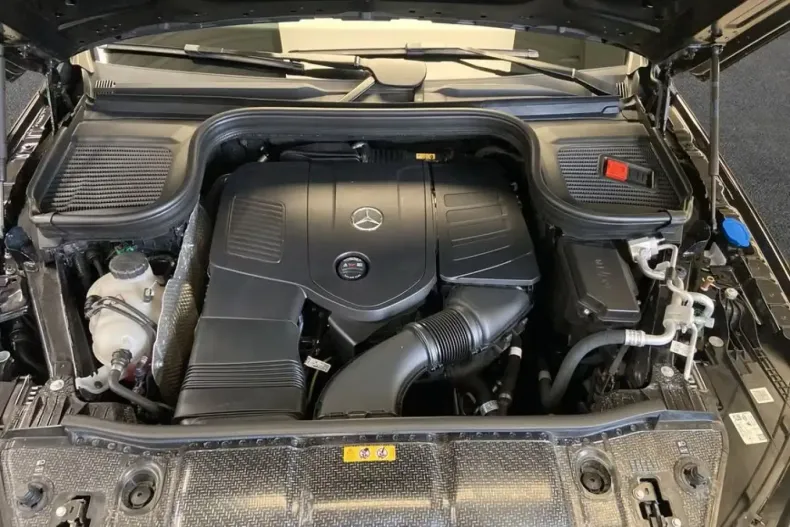 Mercedes-Benz GLE 400 (Clasa GLE) din 2025 cu 9.140 km - oferta MER204722 - foto 12