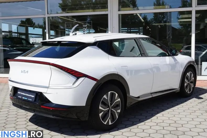 Kia EV6 din 2023 cu 27.895 km - oferta KIA204724 - foto 8