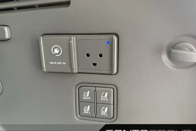 Kia EV9 din 2024 cu 12.500 km - oferta KIA204726 - foto 8