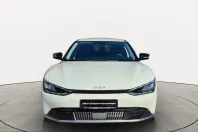 Kia EV6 din 2023 cu 38.800 km - oferta KIA204727 - foto 2