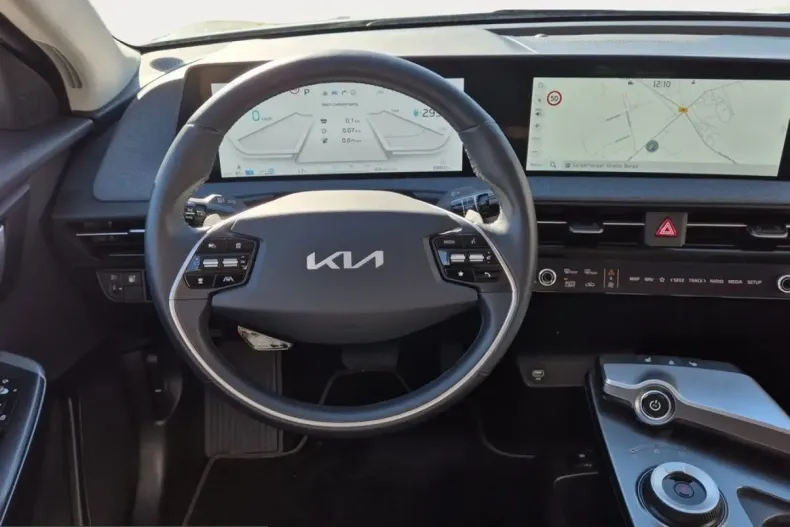 Kia EV6 din 2023 cu 38.800 km - oferta KIA204727 - foto 14