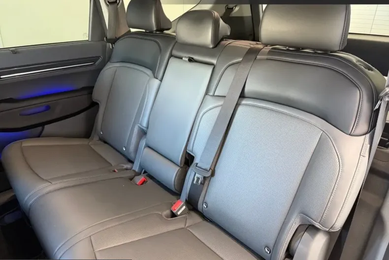 Kia EV9 din 2024 cu 19.390 km - oferta KIA204729 - foto 14