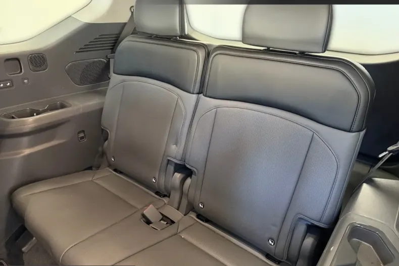 Kia EV9 din 2024 cu 19.390 km - oferta KIA204729 - foto 15