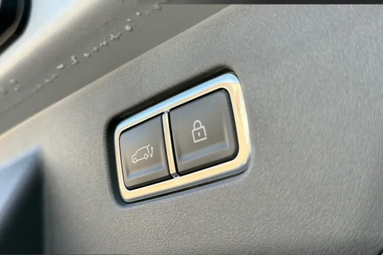 Kia EV9 din 2024 cu 19.390 km - oferta KIA204729 - foto 17