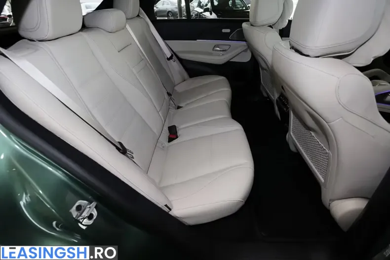 Mercedes-Benz GLE 400 (Clasa GLE) din 2025 cu 10.000 km - oferta MER204733 - foto 7