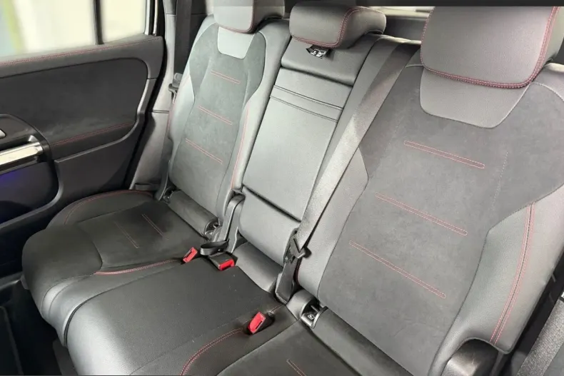 Mercedes-Benz EQB din 2023 cu 39.240 km - oferta MER204737 - foto 12