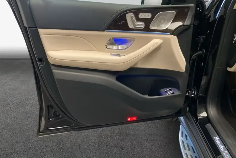 Mercedes-Benz GLE 400 (Clasa GLE) din 2025 cu 9.140 km - oferta MER204740 - foto 14