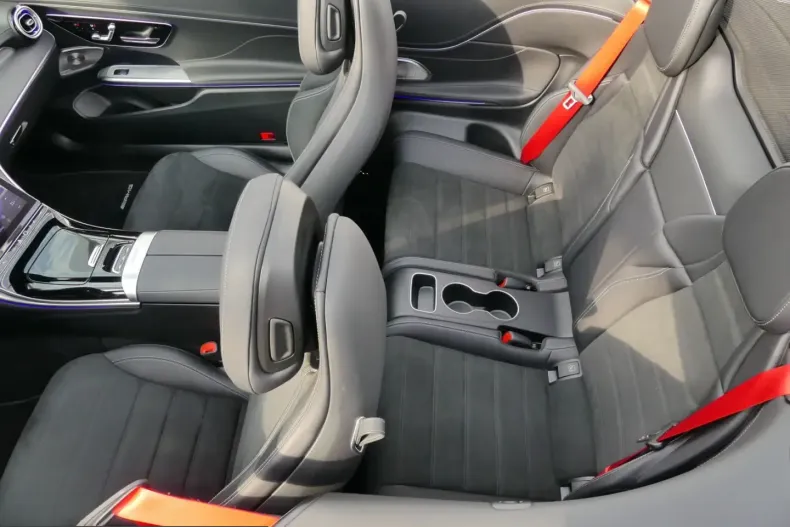 Mercedes-Benz CLE 300 (Clasa CLE) din 2024 cu 17.175 km - oferta MER204747 - foto 11