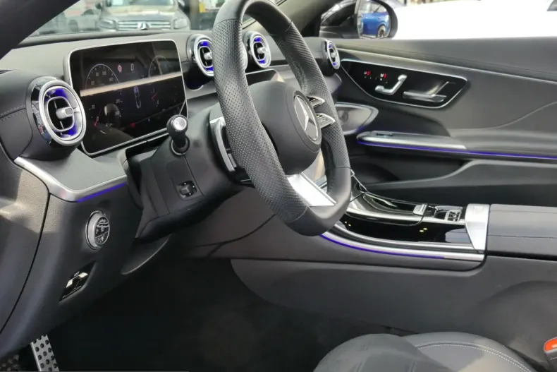 Mercedes-Benz CLE 300 (Clasa CLE) din 2024 cu 17.175 km - oferta MER204747 - foto 13