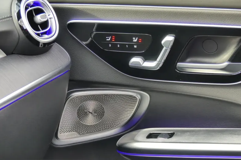 Mercedes-Benz CLE 300 (Clasa CLE) din 2024 cu 17.175 km - oferta MER204747 - foto 15