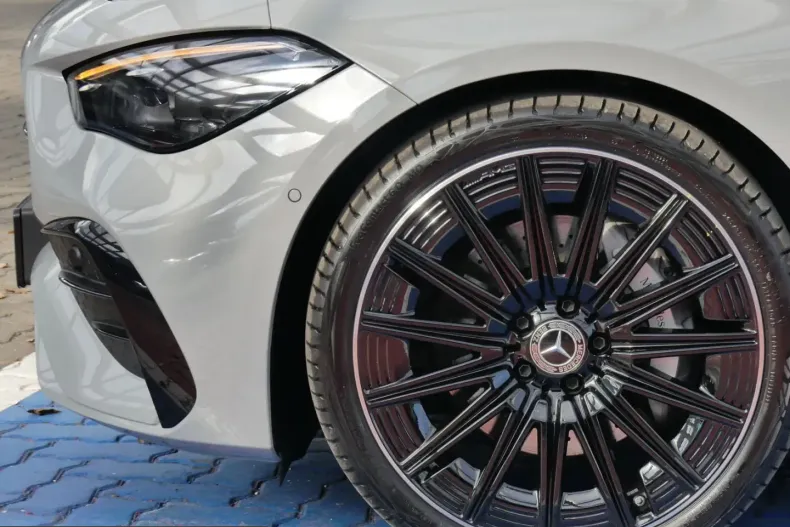 Mercedes-Benz CLE 300 (Clasa CLE) din 2024 cu 17.175 km - oferta MER204747 - foto 17